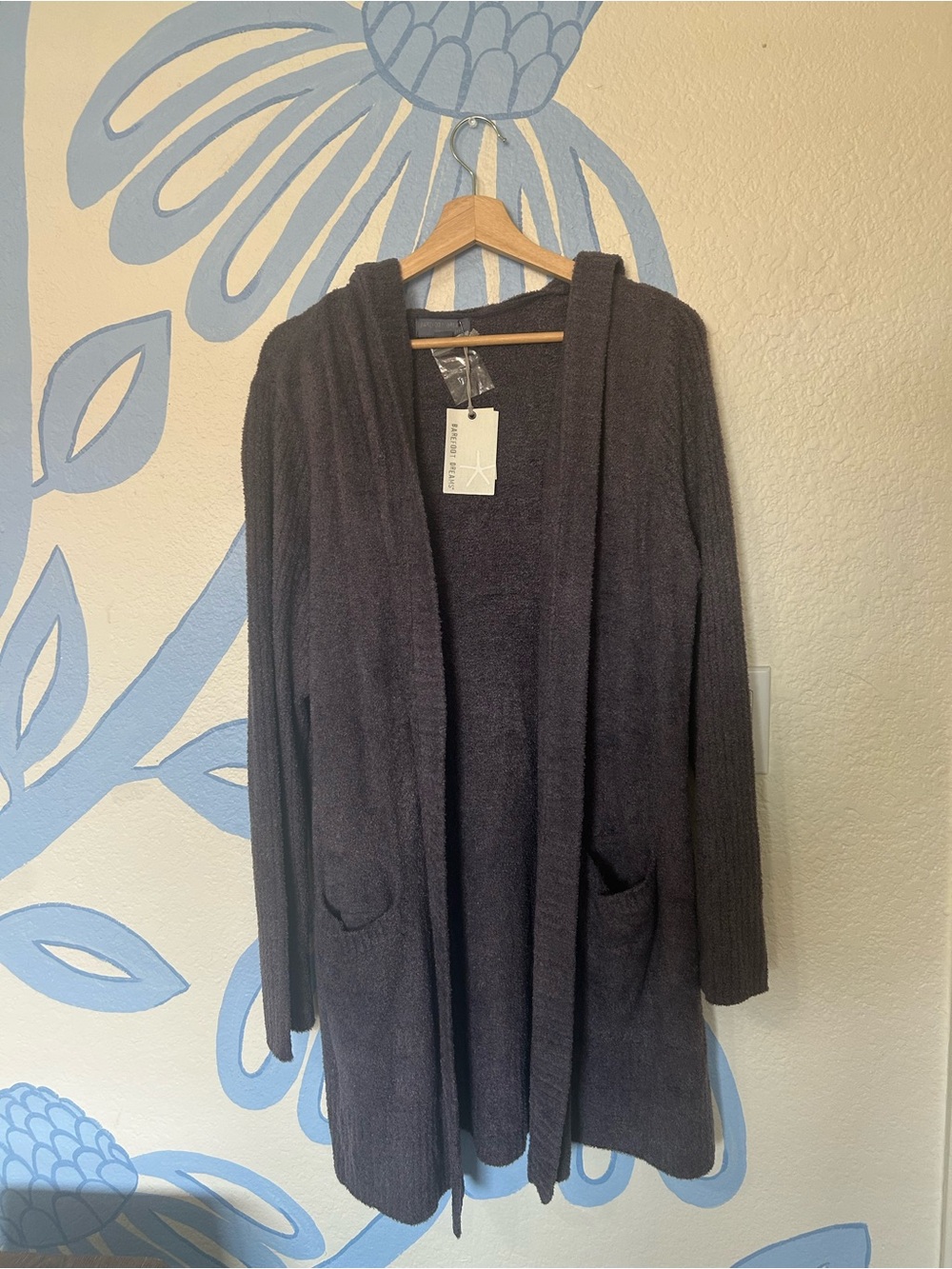 ✨ NEW WITH TAGS ✨ Barefoot Dreams CozyChic Lite Hooded Cardigan